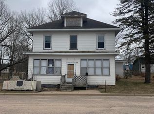 944 S Broadway St, New Lisbon, WI 53950