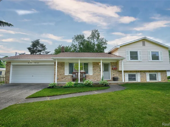 5388 N Georgetown Rd, Grand Blanc, MI 48439