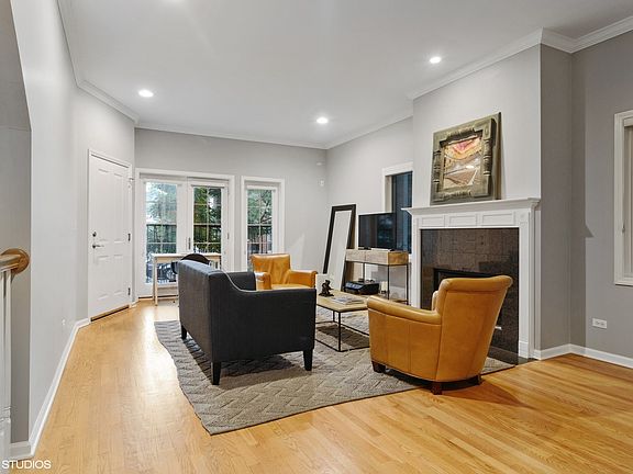 2nd image of 3310 N Damen Ave #1