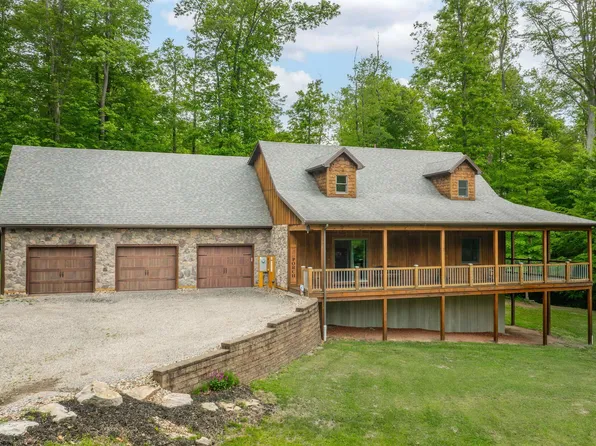 120 Trillium Hl, Bruceton Mills, WV 26525