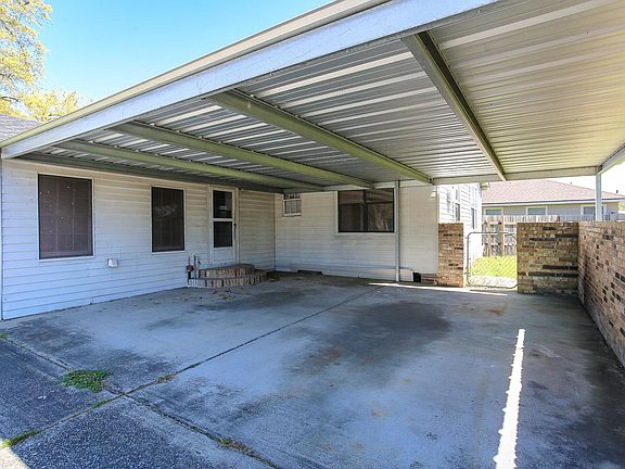 4th image of 1100 Arkansas St