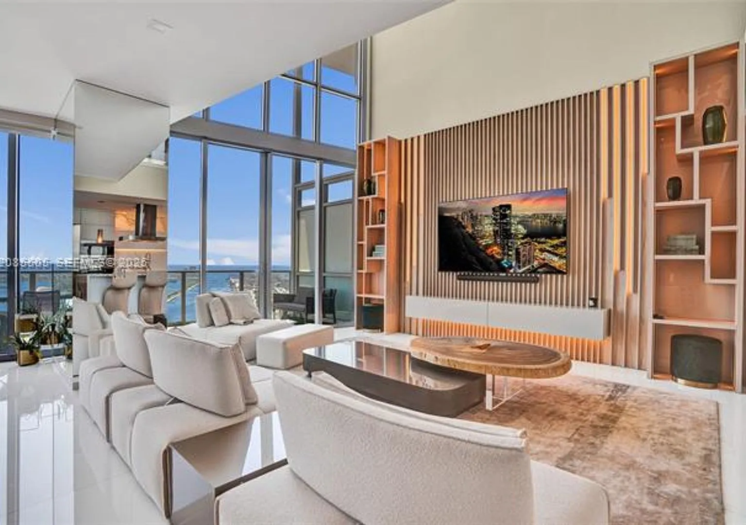 1100 Biscayne Blvd cu-6303, Miami, FL 33132 — Photo 2