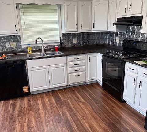 3rd image of 6523 Heathervale Ct