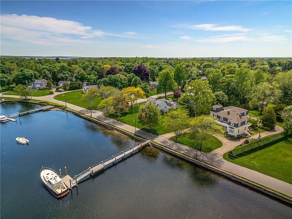45 Mathewson Rd, Barrington, RI 02806 Zillow