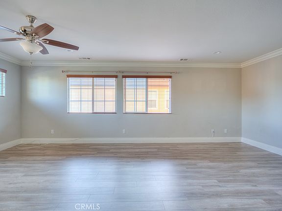 3rd image of 7783 Alderwood Ave #7783