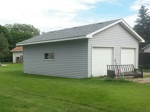 5th image of 609 6th Ave S