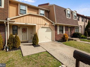 887 Clover Pl, Warminster, PA 18974