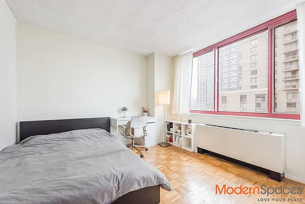 Sold by Modern Spaces | media 8
