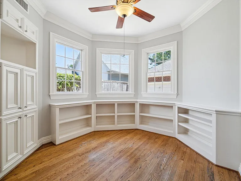 6433 Sewanee Ave — Photo 9