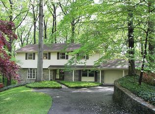 1427 Ironwood Dr, Mc Lean, VA 22101