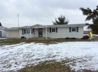 9530 W 300 S, South Whitley, IN 46787