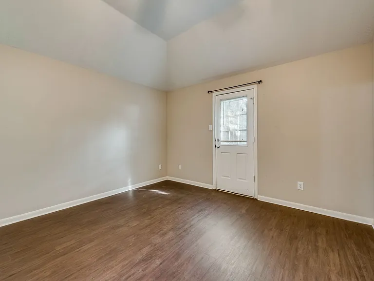 8342 Fuqua Gardens Dr — Photo 13
