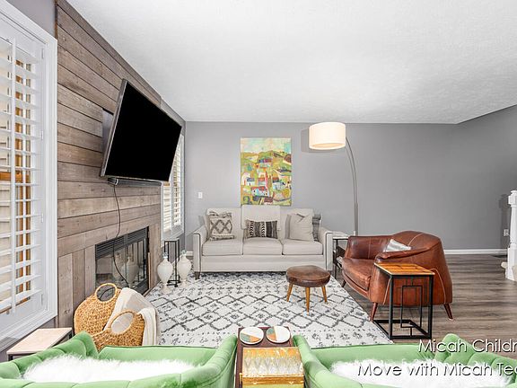 5th image of 2321 S Highland View Cir SE