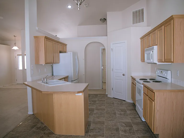 1520 Pilot St — Photo 8