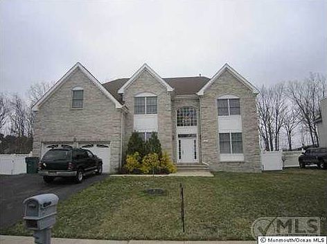 1st image of 7 Salvatore Dr