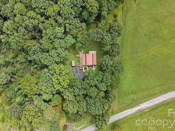 4th image of 371 Patton Valley Dr