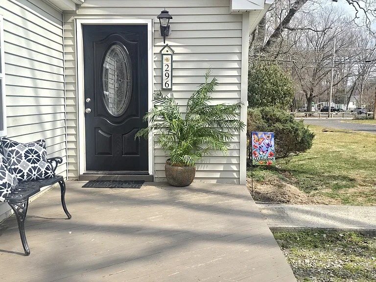 296 Hockhockson Rd #C — Photo 2