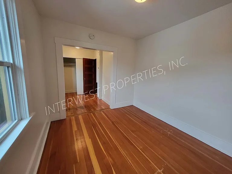 329 SE 79th Ave — Photo 32