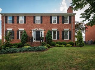 708 Joan Cir, Salem, VA 24153