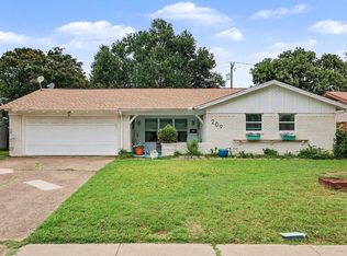 209 Linda Ln, Irving, TX 75062