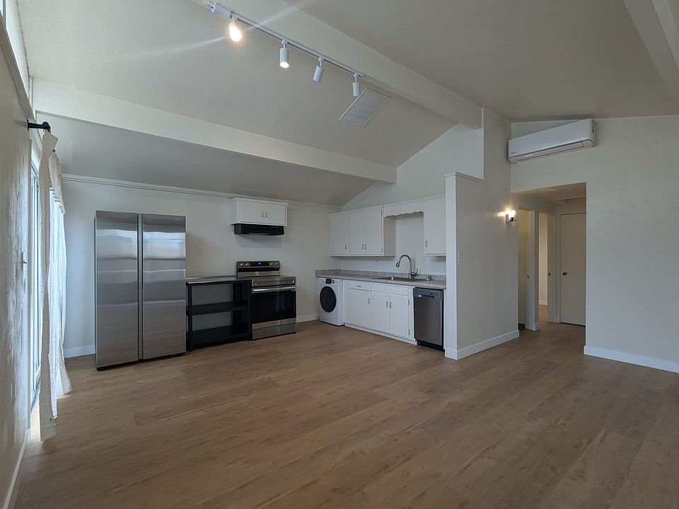 1st image of 4531 51st St