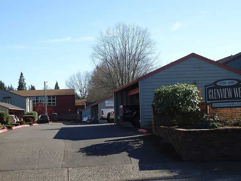 Glenview West Apartments — Photo 46