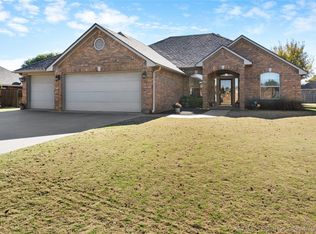 5814 Remington South Cir, Durant, OK 74701