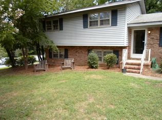 5912 Deblyn Ave, Raleigh, NC 27612