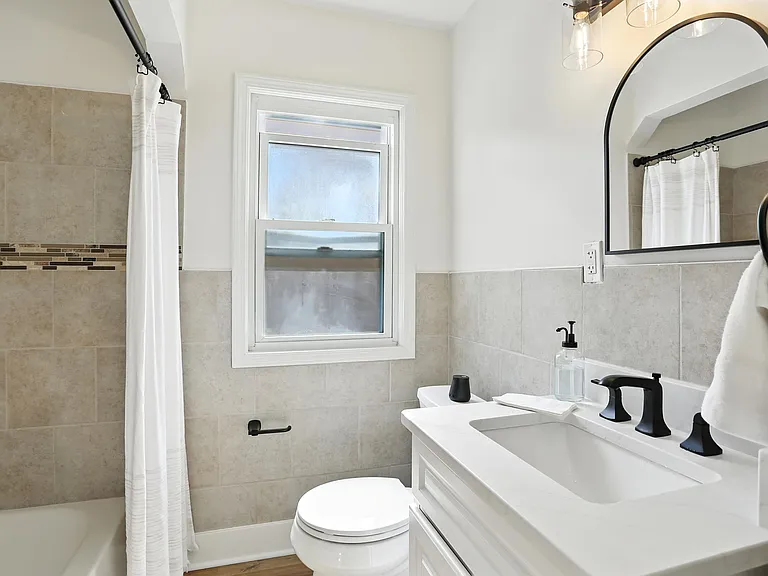 1808 W Twelve Mile Rd — Photo 14