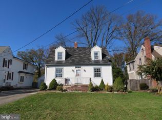 8 Haines Dr, Moorestown, NJ