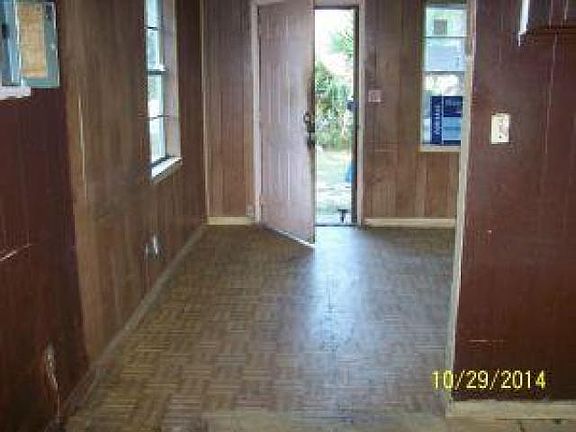 3rd image of 3215 N Guillemard St