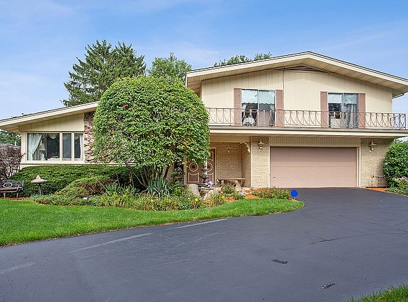 2nd image of 6744 W Shiawassie Dr
