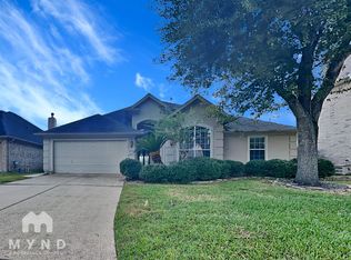1605 Garden Lakes Dr, Friendswood, TX 77546