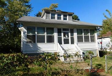 1st image of 9835 Linn Ave