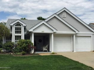 317 Devon St, Manchester, NJ 08759