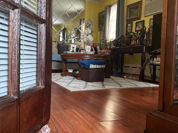 (undisclosed Address), Cambria Heights, NY 11411