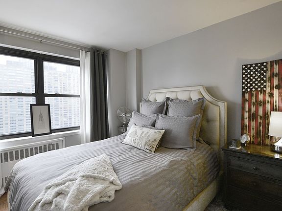 5th image of 185 W End Ave APT 18J