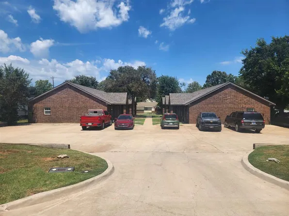 109 E C Ave, Cache, OK 73527