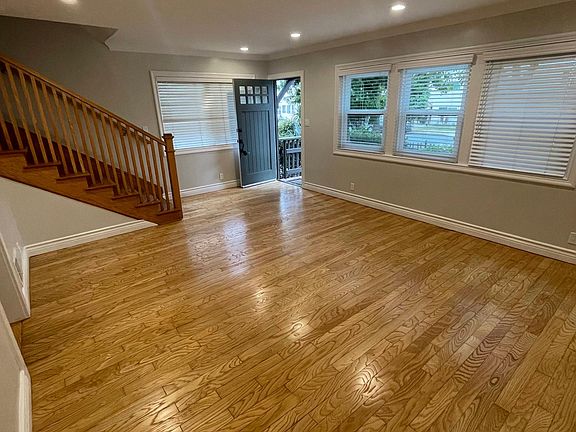3rd image of 1513 12th St #2