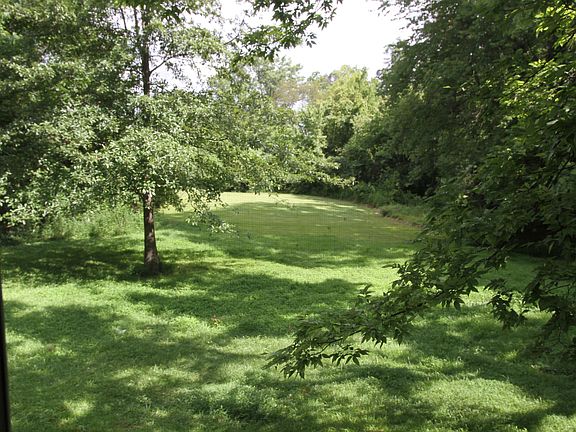 5th image of 4955 Blandville Rd