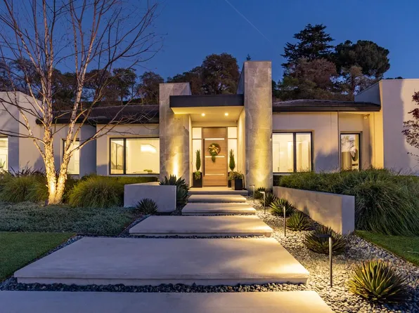 10312 Fox Borough Dr, Oakdale, CA 95361