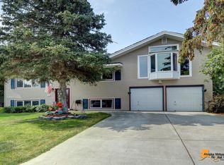 2952 Sunflower St, Anchorage, AK 99508