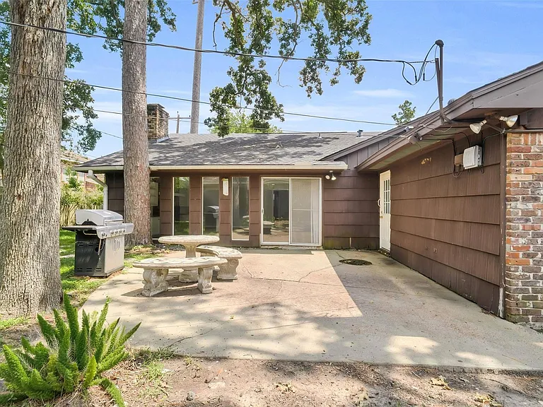442 Mignon Ln — Photo 32