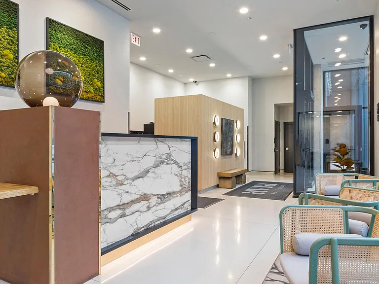 The Avra West Loop — Photo 10