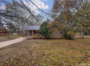 1030 Travis Dr, Watkinsville, GA 30677