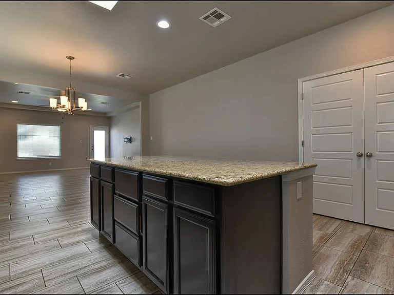 221 Jennice Cir — Photo 18