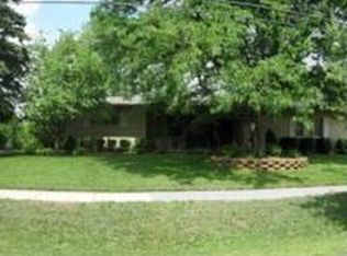 6183 Atkins Rd, Troy, MI 48085