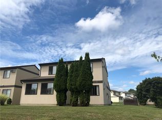 6 Raleigh Close, Middletown, NY 10940