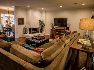 1015 Dunbarton Cir, Sacramento, CA 95825