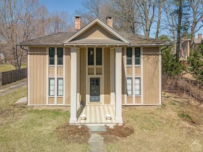 81 W Market Street, Red Hook, NY, 12571